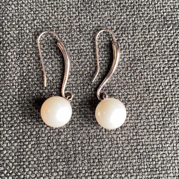 Pearl necklace and earrings set - Picture 4 of 6